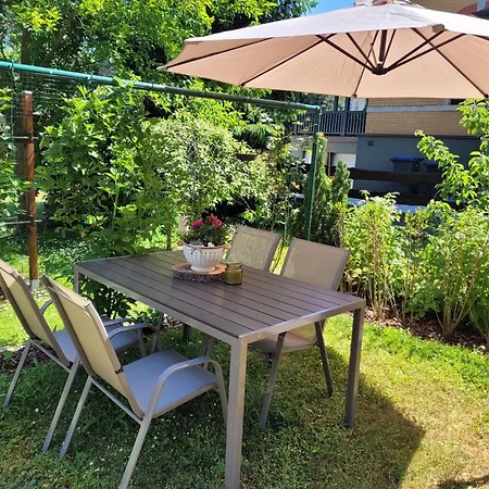 Zum Eulennest Apartman *